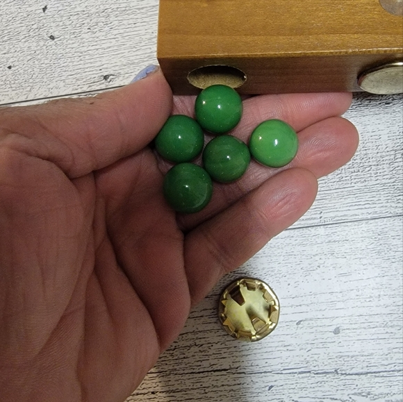 Marble Solitaire  game In A  wooden box. - Picture 4 of 6